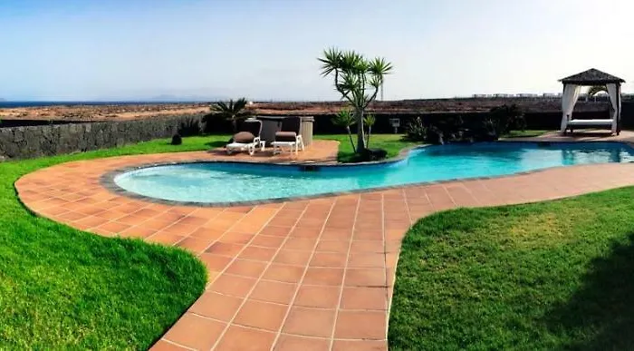 וילה Aguamarina 21