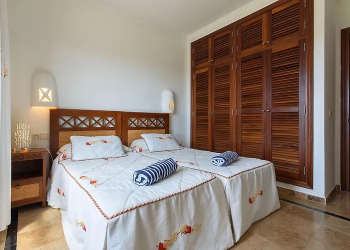 Aguamarina 21 וילה